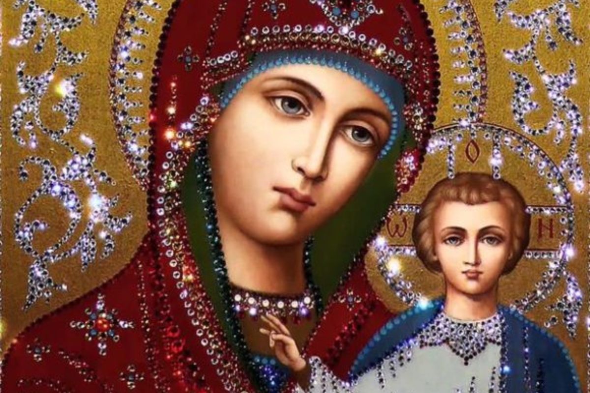Сон Божої Матері: повний текст, історія та сила молитви-оберега